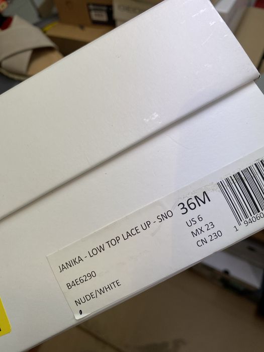 Дамски маратонки Calvin Klein Janika Low намалени