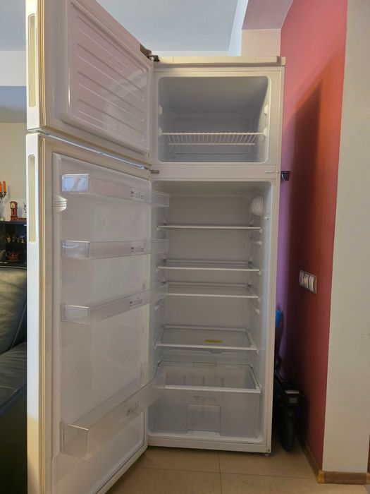 Frigider cu doua usi Arctic