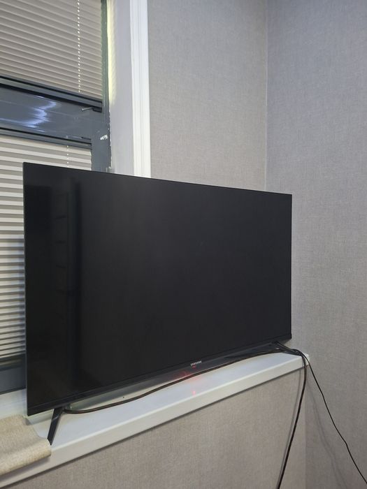 Продам смарт телевизор