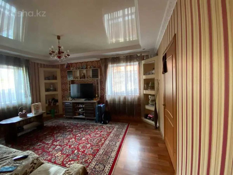 Шикарный дом в пригороде Алматы