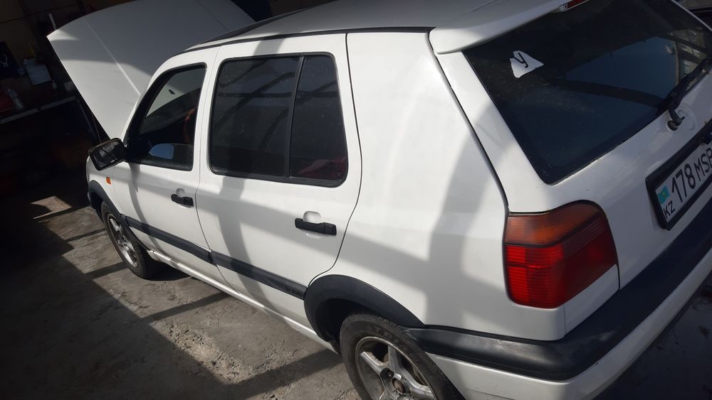 Продам гольф 3 автомат
