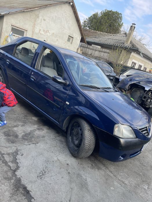 Vand sau schimb dacia logan