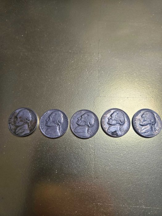 Български и чуждестранни стари монети