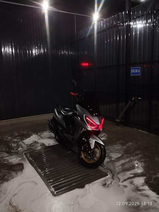 Продам мопед макси