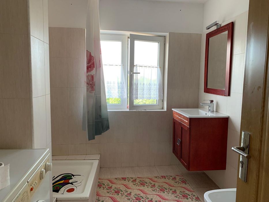 Apartament de închiriat