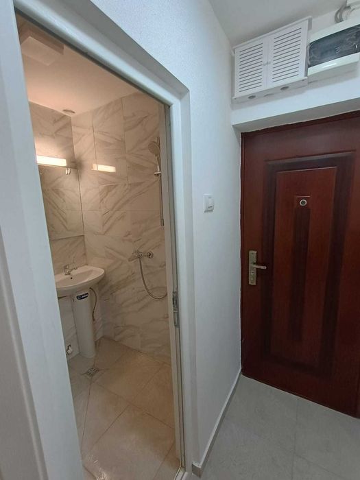 Garsoniera ideala pentru locuit sau investitie- vis-a-vis de BCR