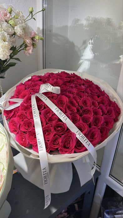 101 роза свежиее
