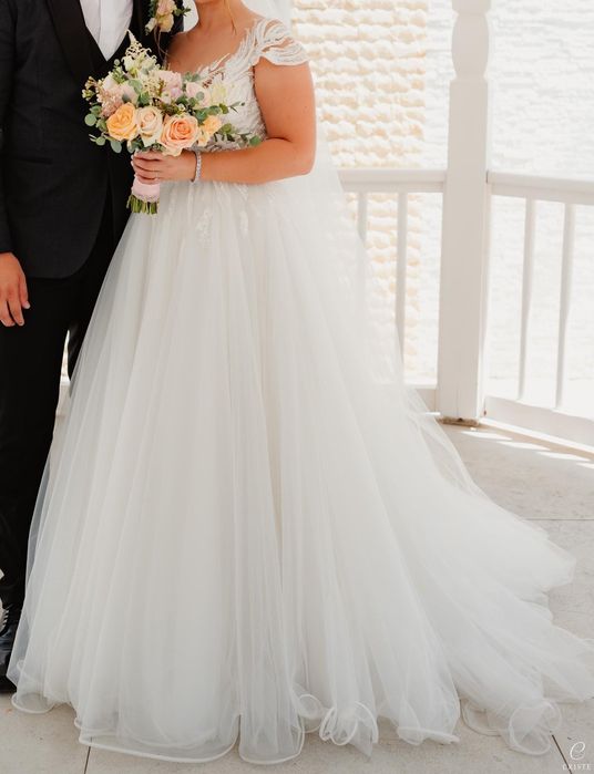 Rochie mireasa mărimea M