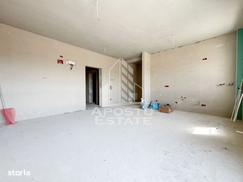 Apartament 2 camere de vanzare, etaj 1/3, Calea Urseni, Giroc