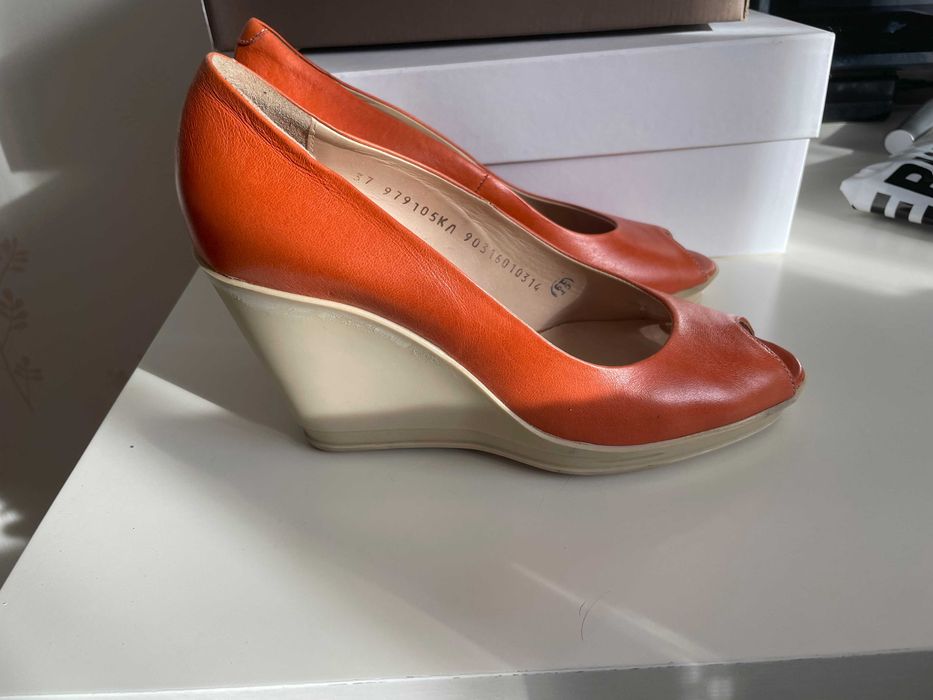 продам новую обувь