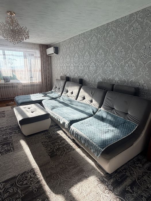 Продам очень удобный большой диван