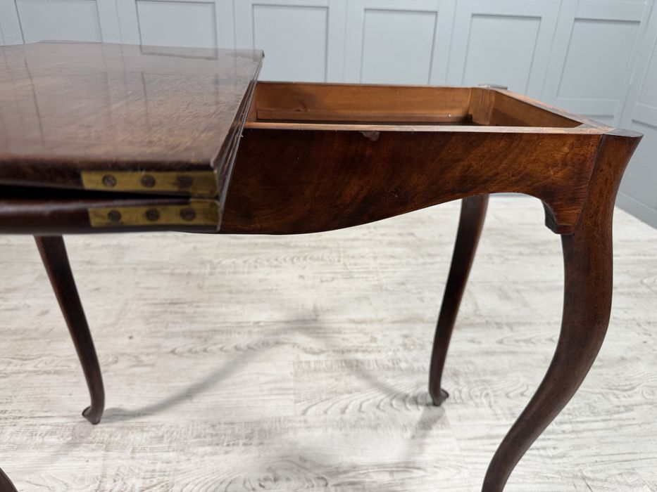 Маса за карти/конзолна Д1040