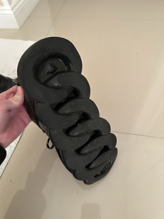 Versace Chain Reaction