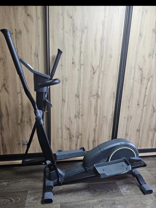 Продам Эллептический тренажер