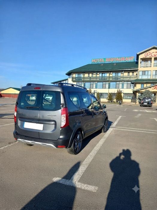 Dacia Dokker Stepway 1.5 dCi | 2018 | 90 CP | Echipare Full | Istoric la zi | RAR efectuat Km Reali