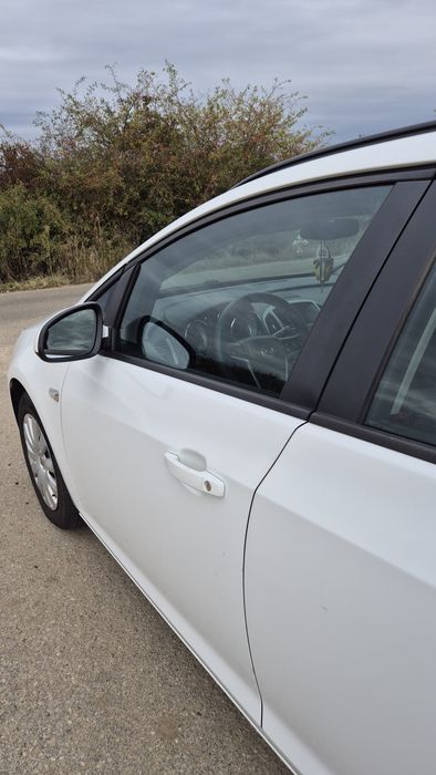 Autoturism Opel Astra J