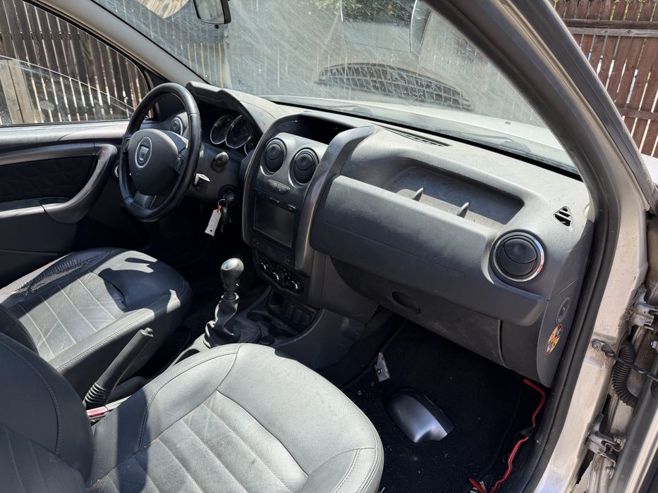 Vand piese Dacia Duster facelift 2015 1.5 dci 4*2