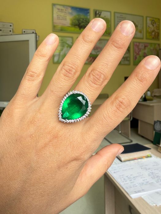 Продаю элегантный набор серебра