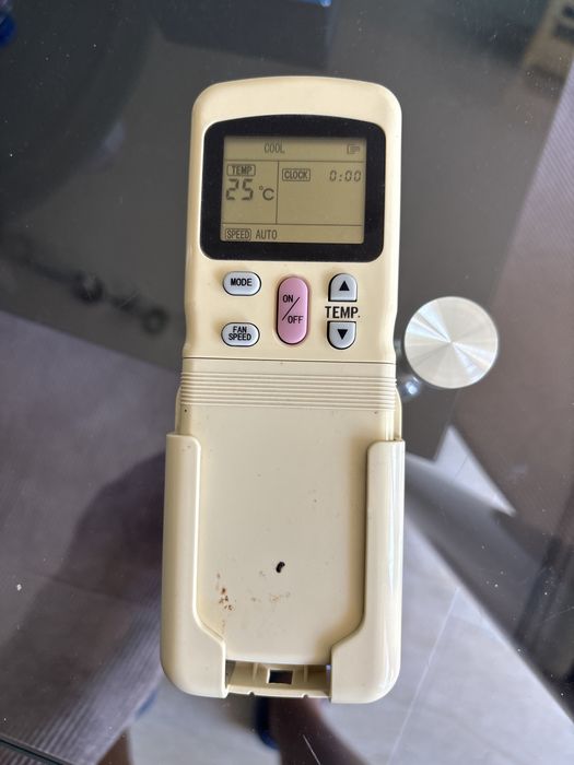 Работещ климатик Midea 9000 btu