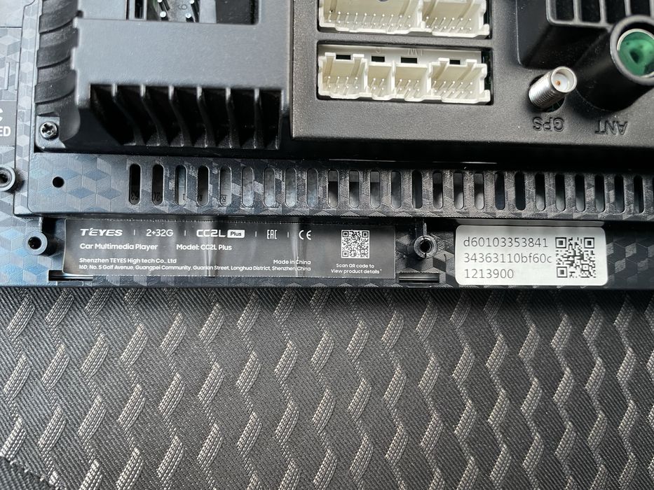 Teyes cc2l plus авто магнитол