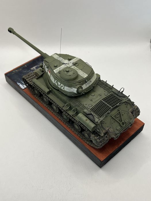 Модель танка ИС-2