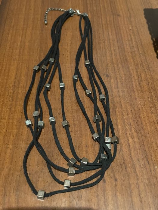 Бижутерию отдам бесплатно