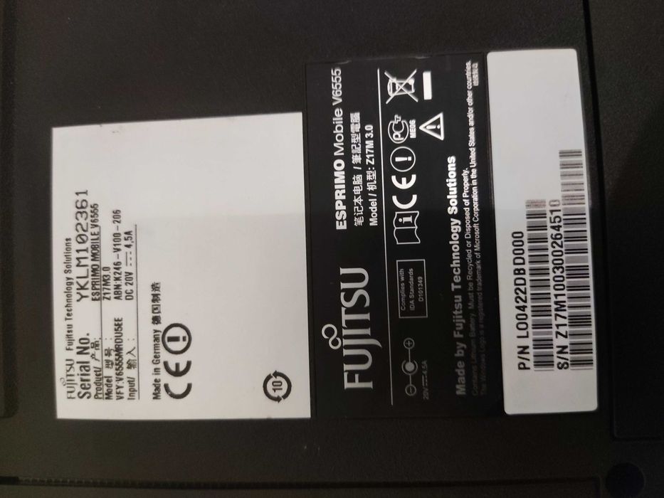 Vind leptop Fujitsu Esprimo V6555