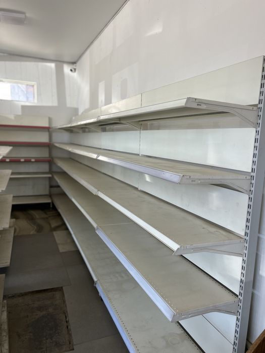 Продам холодильники и полки