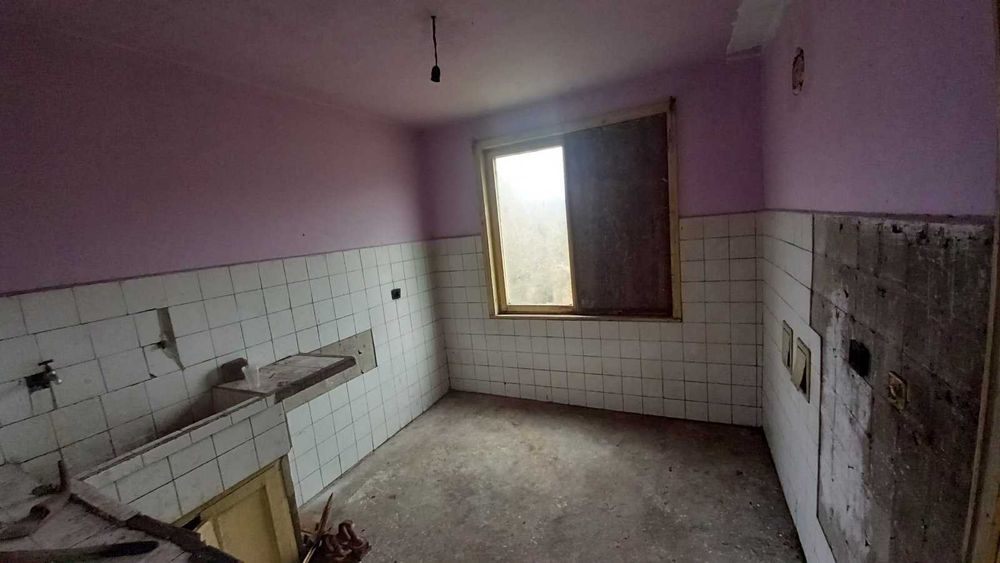 Продава се Къща в с. Дряновец, Област Разград - 150 кв.м за 113 €/кв.м - Снимка #8