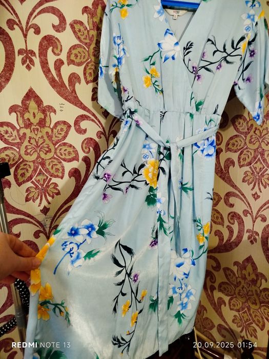 Платья на девушку