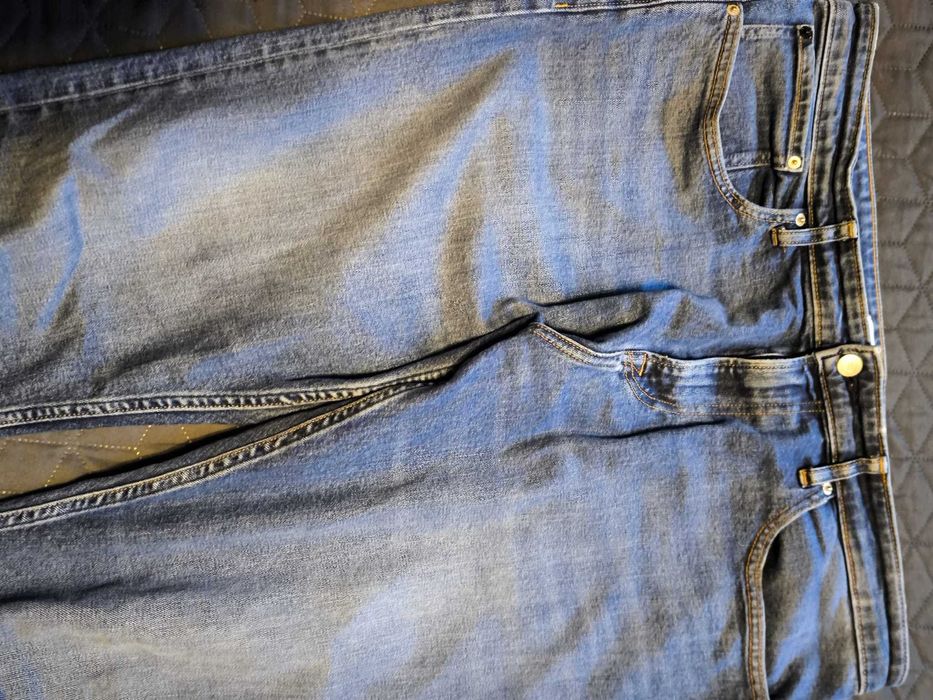 Calvin Klein blugi barbatesti W34 L34