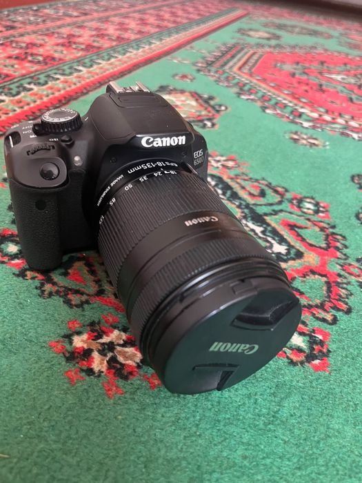 Canon. 600D Canon 650D