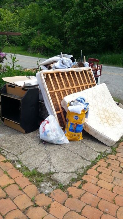 Вывоз мусора ГАзель -грузчики