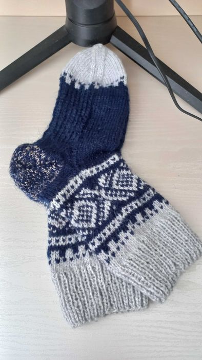 Вязаные тапочки  из шерсти