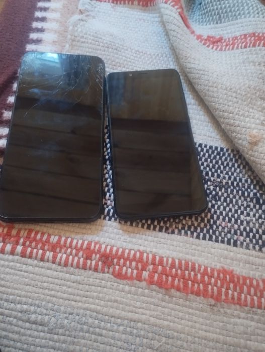 Продам телефоны неробочи