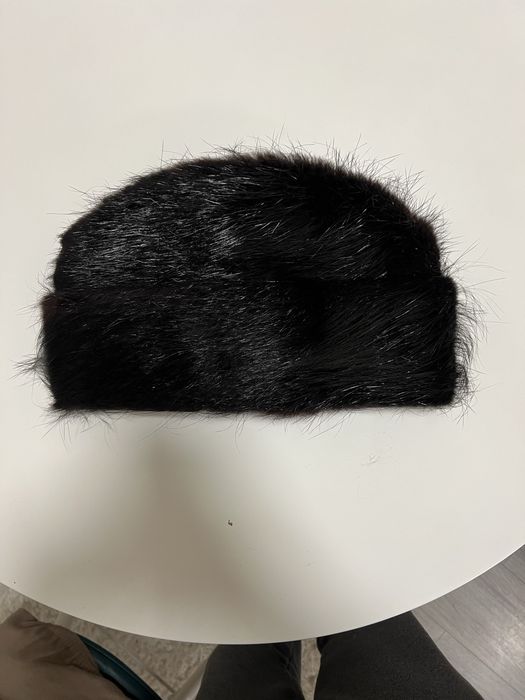 Caciula barbateasca de iarna