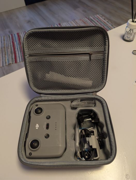 Telecomandă/controler  dronă+geantă și accesorii (fără dronă)