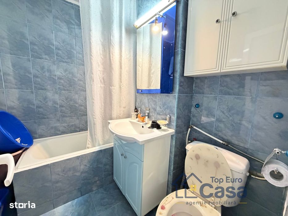 Apartament 2 camere Mioveni, Et3/4, mobilat