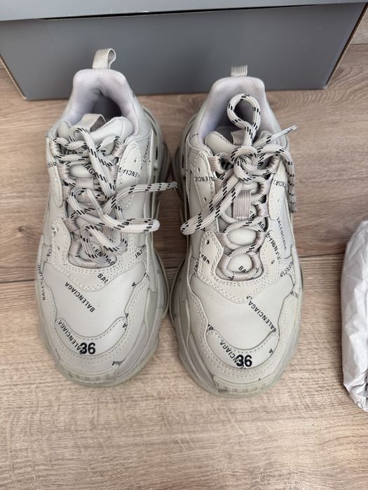 Маратонки Balenciaga Triple S