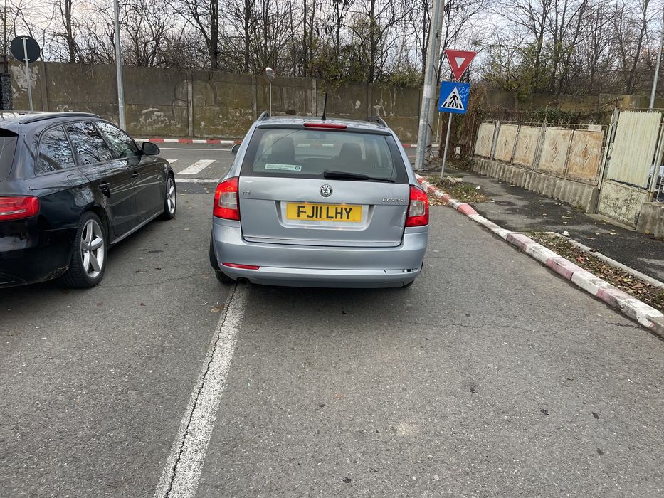 Dezmembrez skoda octavia 2 facelift 1.6 d