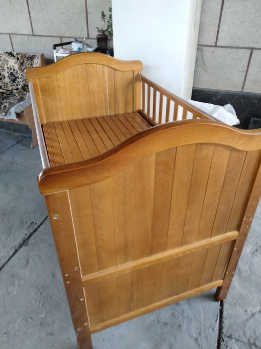 Детская кровать (манеж)