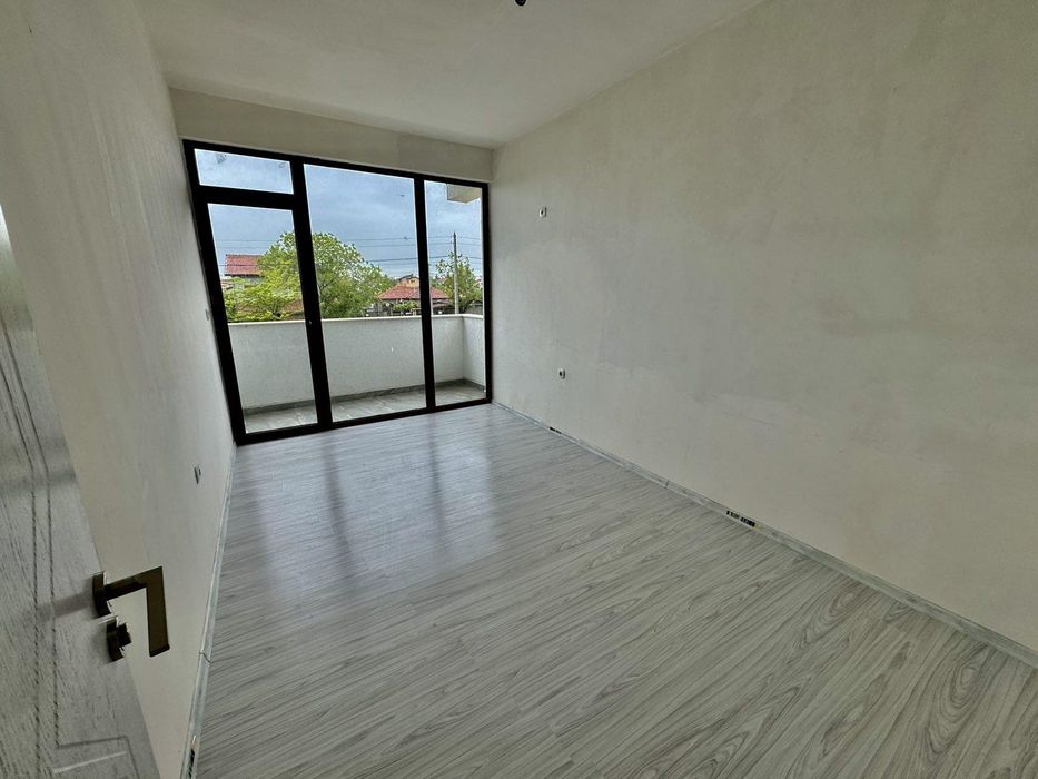 Продава се Къща в Бургас, Център - 132 кв.м за 1022 €/кв.м - Снимка #8