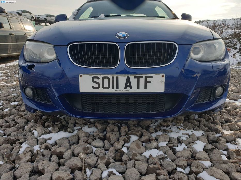 Bara Spoiler Fata M cu Spalatoare Far Grile Proiectoare si Locas Senzori Parcare cu Imperfectiuni BMW Seria 3 E92 LCI FL Facelift 2010 - 2013 Culoare 381/5 Le Mans Blau Metallic [K9327]