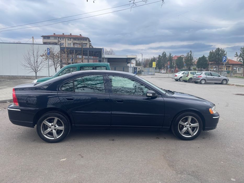 Volvo S60 2.5T AWD автомат 202км!
