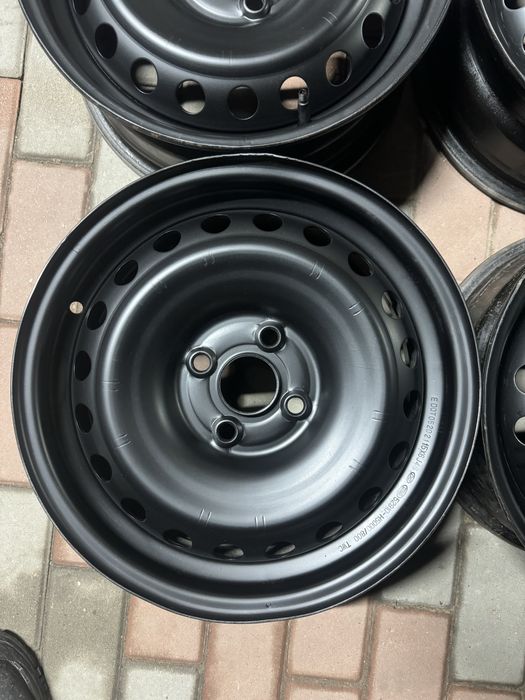 Продам диски на Рио Акцент