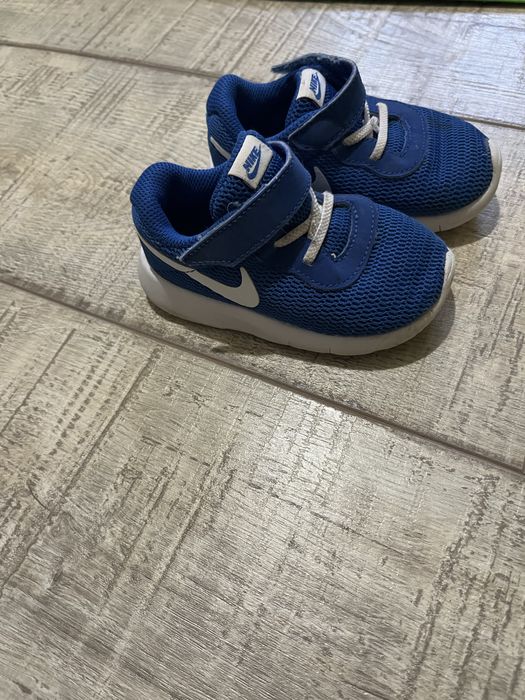 Adidasi Nike baieti