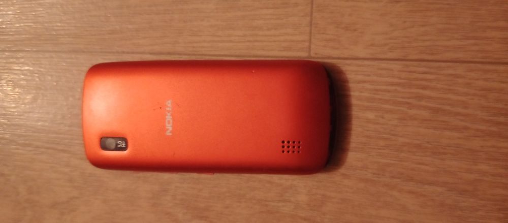 Продам телефоны на запчасти