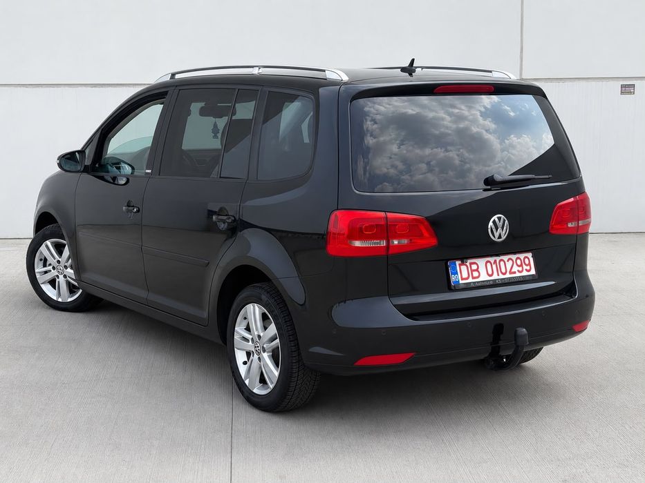 VOLKSWAGEN Touran 2013 — imagine 4