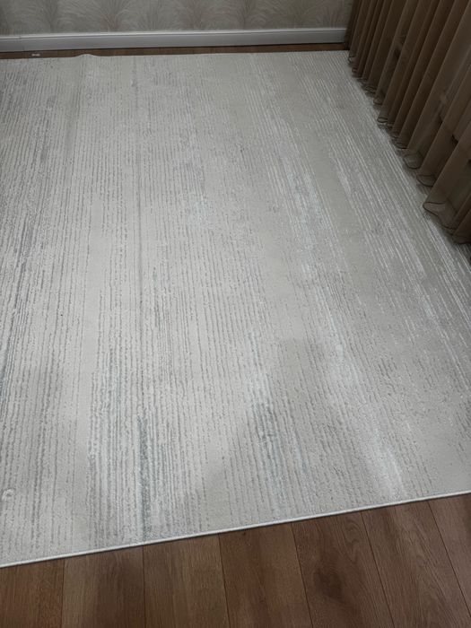Белый современный ковер 2.5 * 3.5 м