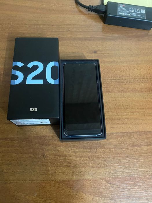 Samsung s20 Идеал